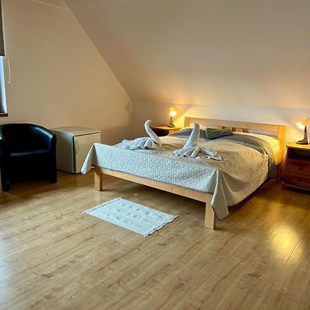 Slanicky Dvor Hotel Námestovo Екстериор снимка