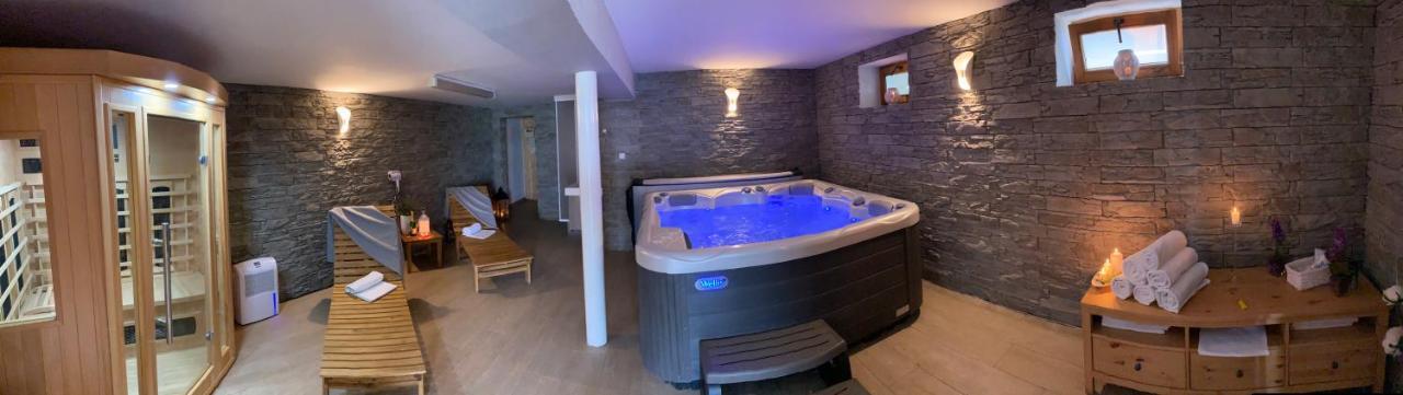 Slanicky Dvor Hotel Námestovo Екстериор снимка