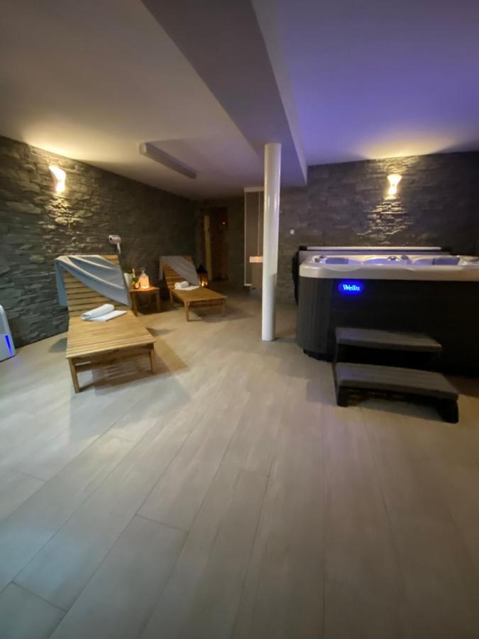 Slanicky Dvor Hotel Námestovo Екстериор снимка