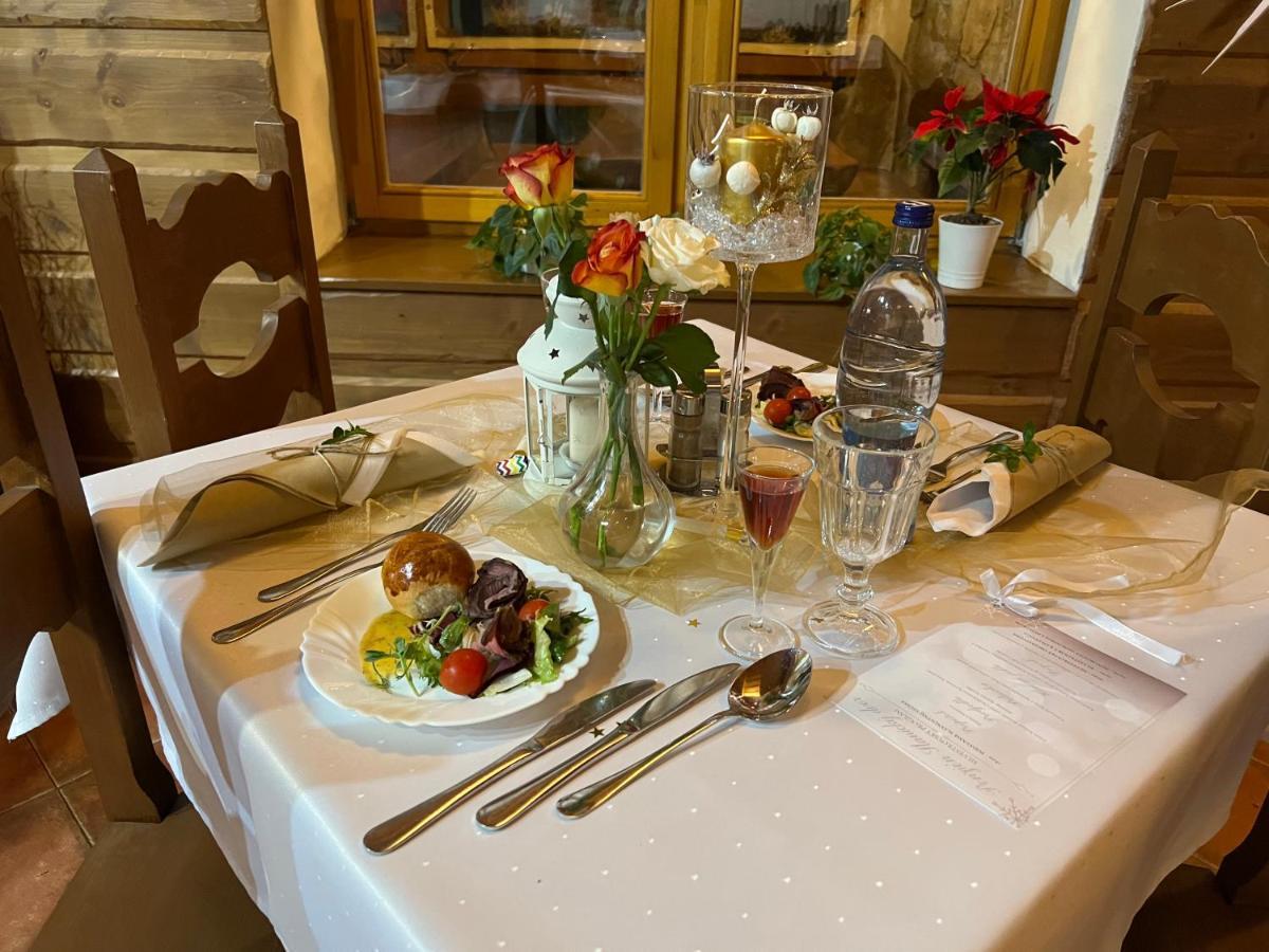 Slanicky Dvor Hotel Námestovo Екстериор снимка