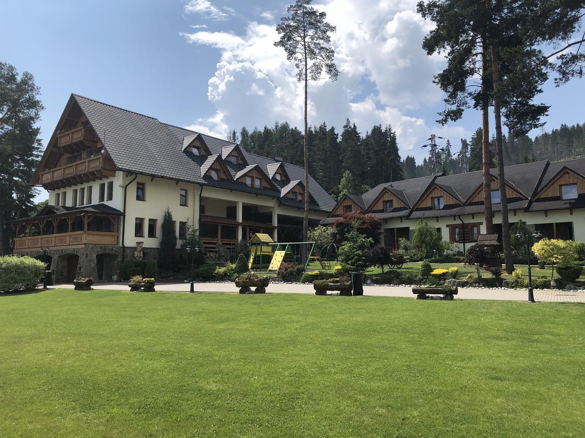 Slanicky Dvor Hotel Námestovo Екстериор снимка